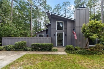 6833 Staff Rd, Fayetteville, NC 28306