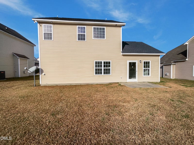 6836 Lakinsville Ln, Raleigh, NC 27610