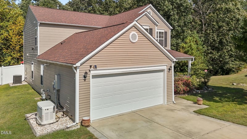 6839 Harter Ct, Raleigh, NC 27610