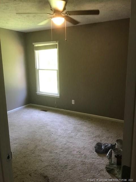 6839 Willow Ct, Fayetteville, NC 28314