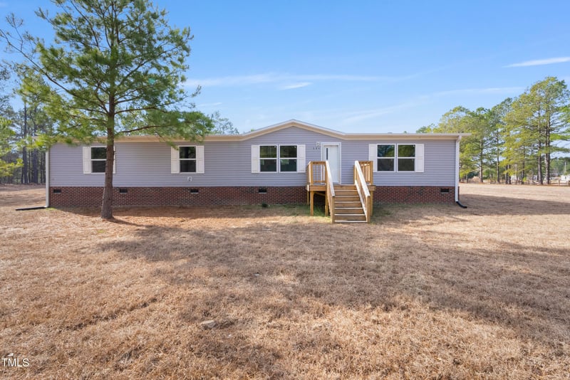 684 Hollywood Rd, Sanford, NC 27332