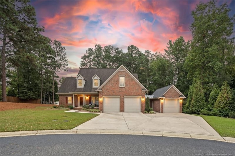 6841 Munford Dr, Fayetteville, NC 28306