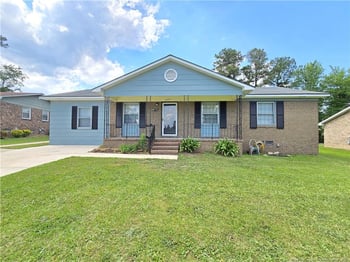 6841 Radial Dr, Fayetteville, NC 28311