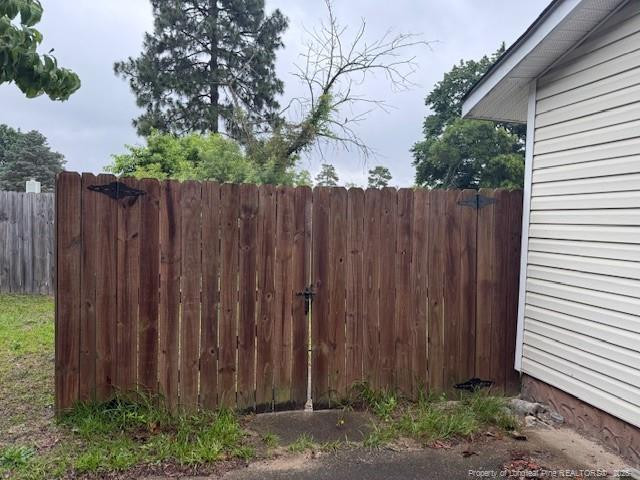 6842 Buttermere Dr, Fayetteville, NC 28314