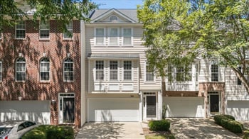 6843 Middleboro Dr, Raleigh, NC 27612