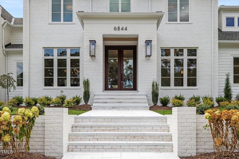 6844 Greystone Dr, Raleigh, NC 27615