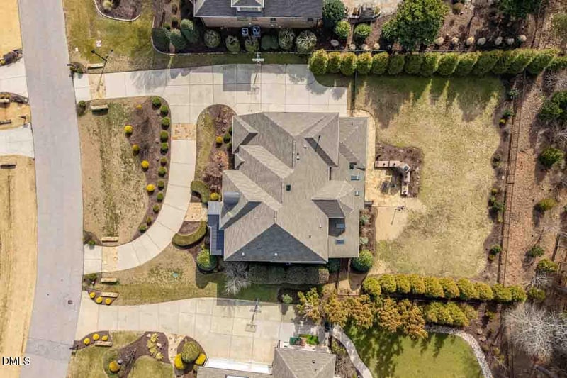 6844 Piershill Ln, Cary, NC 27519