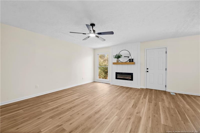 6845 Willow Ct, Fayetteville, NC 28314