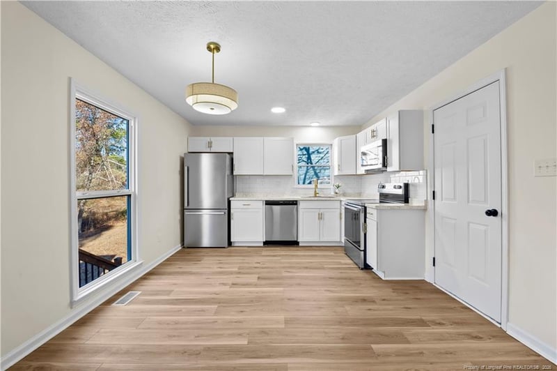 6845 Willow Ct, Fayetteville, NC 28314