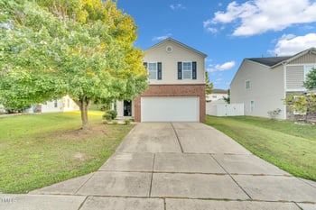 6848 Horseback Ln, Raleigh, NC 27610