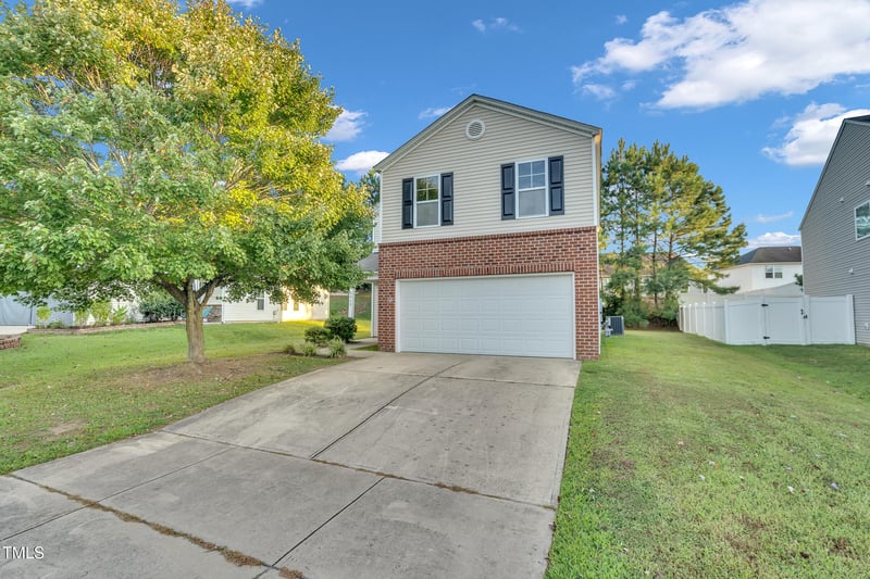 6848 Horseback Ln, Raleigh, NC 27610