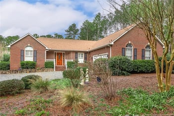 685 Chelsea Dr, Sanford, NC 27332