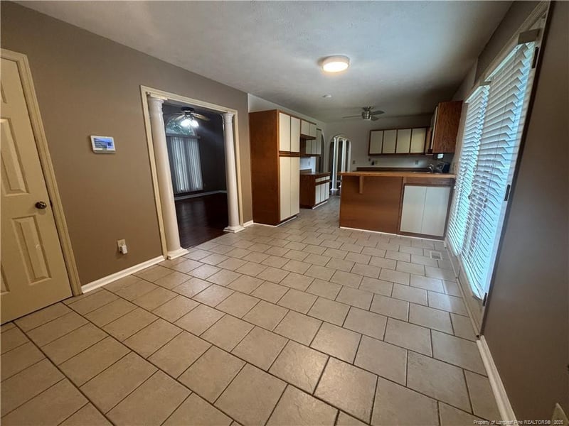 685 Glenola St, Fayetteville, NC 28311