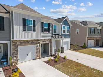 685 Leland Hill Cir, Zebulon, NC 27597