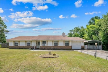 6851 Beaverstone Dr, Fayetteville, NC 28314