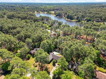 6851 Uppingham Rd, Fayetteville, NC 28306