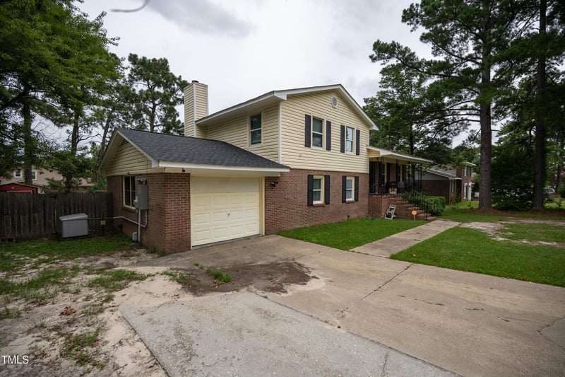 6852 Bryanstone Way, Fayetteville, NC 28314