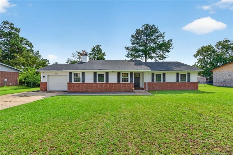 6853 Ferncreek Pl, Fayetteville, NC 28314