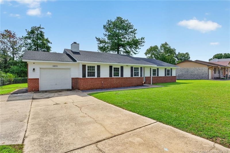6853 Ferncreek Pl, Fayetteville, NC 28314