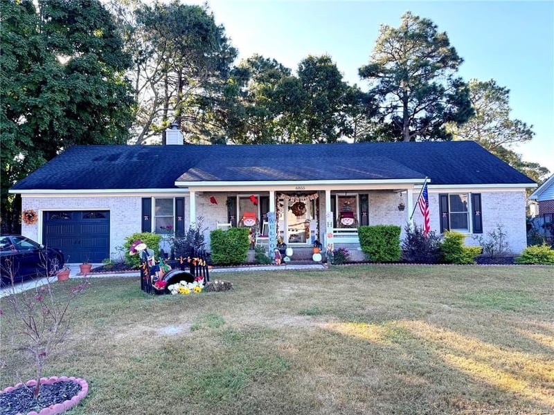 6855 Green Creek Rd, Fayetteville, NC 28314