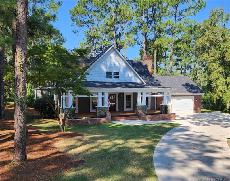 6856 Thames Dr, Fayetteville, NC 28306
