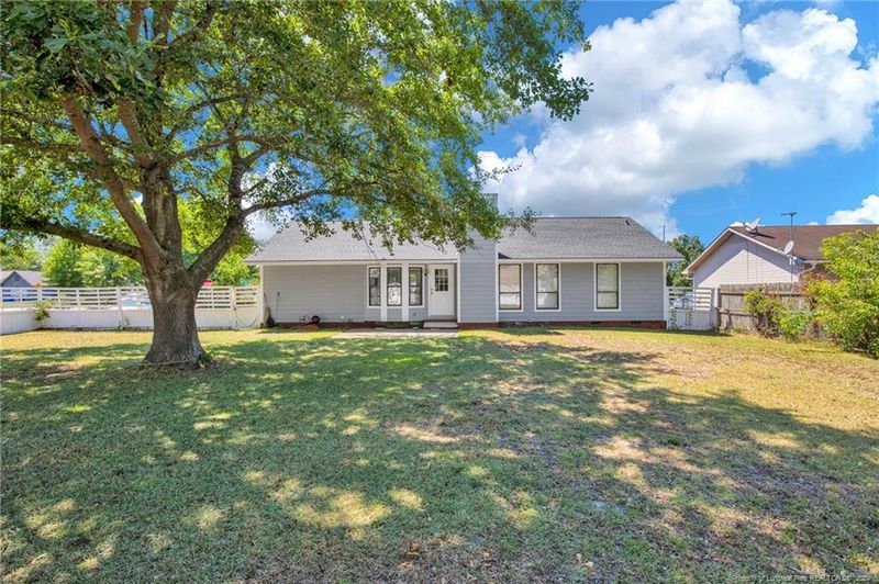6858 Kingsgate Dr, Fayetteville, NC 28314