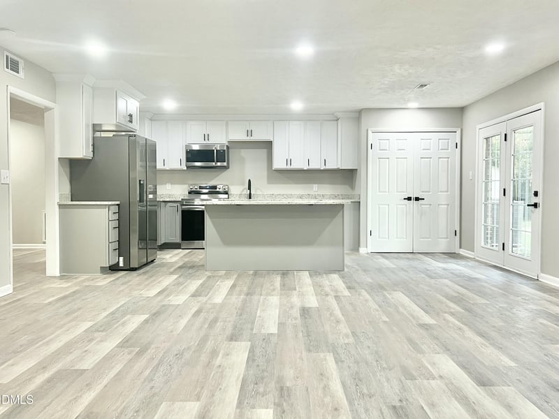 6859 Beaver Stone Rd, Fayetteville, NC 28314