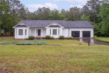 6860 Harvest Ct, Fayetteville, NC 28306