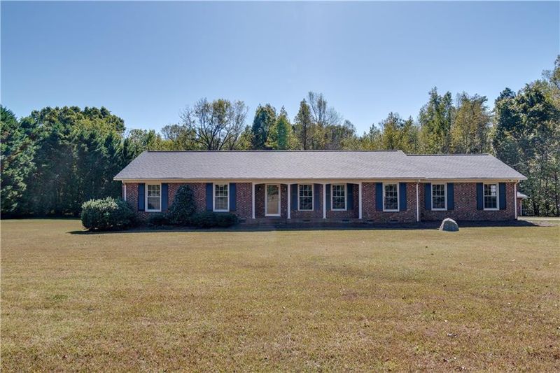 6860 Holts Store Rd, Burlington, NC 27215