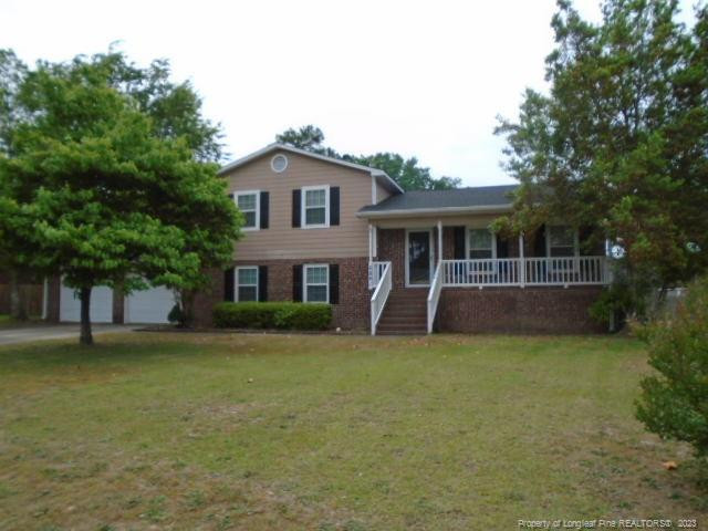 6861 Pin Oak Ln, Fayetteville, NC 28314