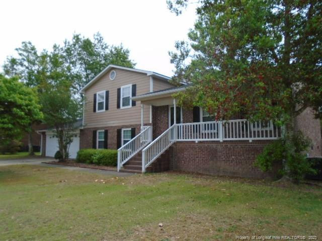 6861 Pin Oak Ln, Fayetteville, NC 28314