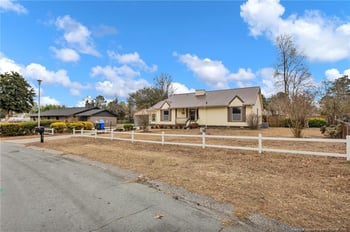 6863 Beaverstone Dr, Fayetteville, NC 28314