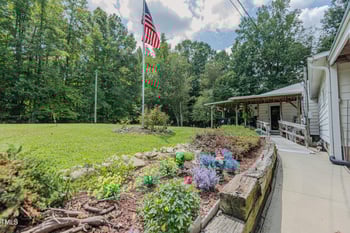6869 87 , Graham, NC 27253