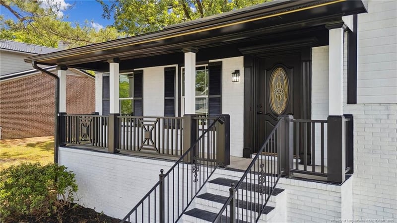 6869 Brasswood Dr, Fayetteville, NC 28314