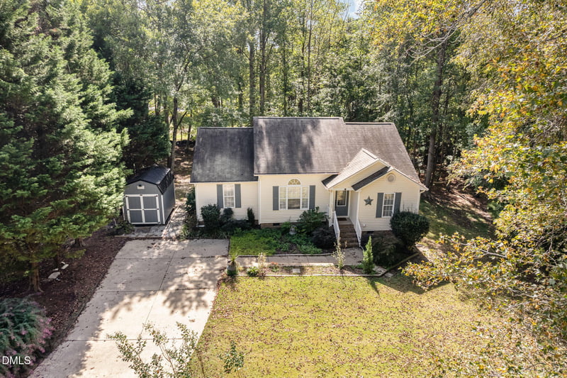 687 West Watson Rd, Benson, NC 27504