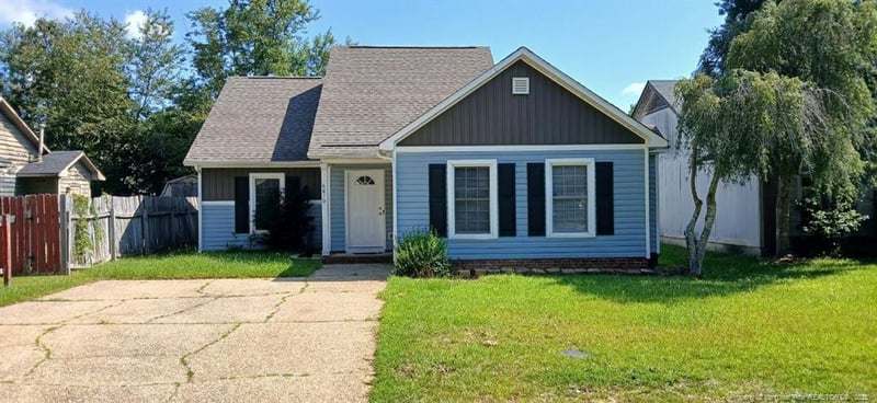 6870 Shawcross Ln, Fayetteville, NC 28314