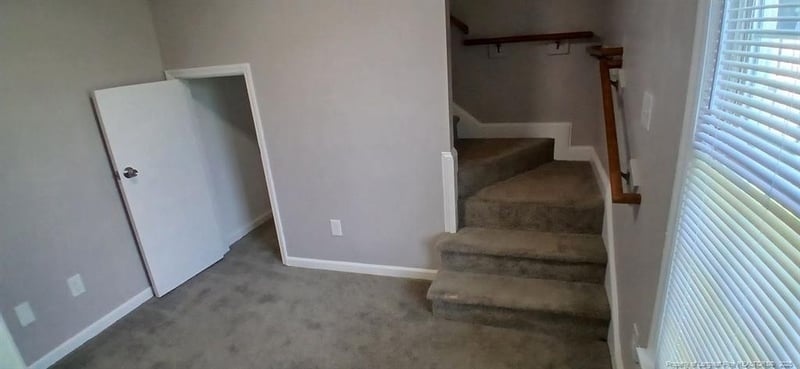 6870 Shawcross Ln, Fayetteville, NC 28314