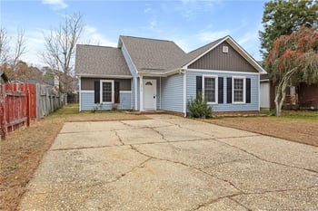 6870 Shawcross Ln, Fayetteville, NC 28314