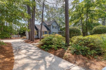 6871 Staff Rd, Fayetteville, NC 28306