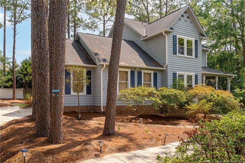 6871 Staff Rd, Fayetteville, NC 28306