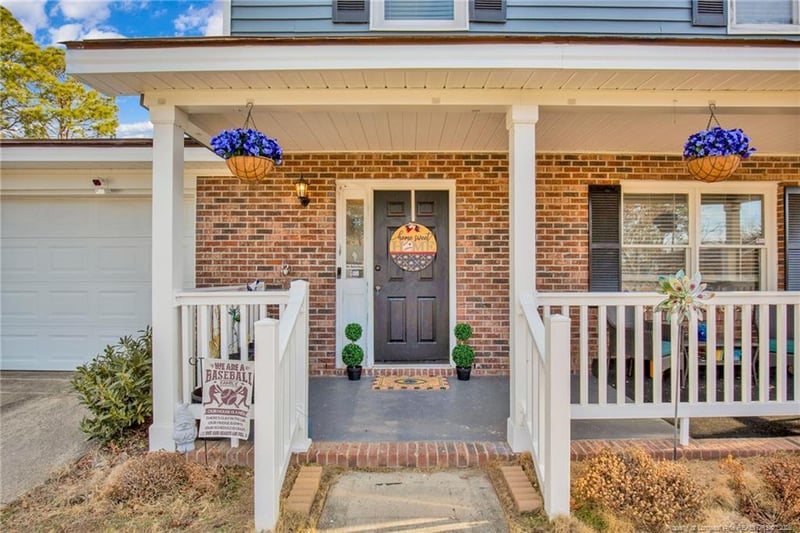 6874 Pin Oak Ln, Fayetteville, NC 28314