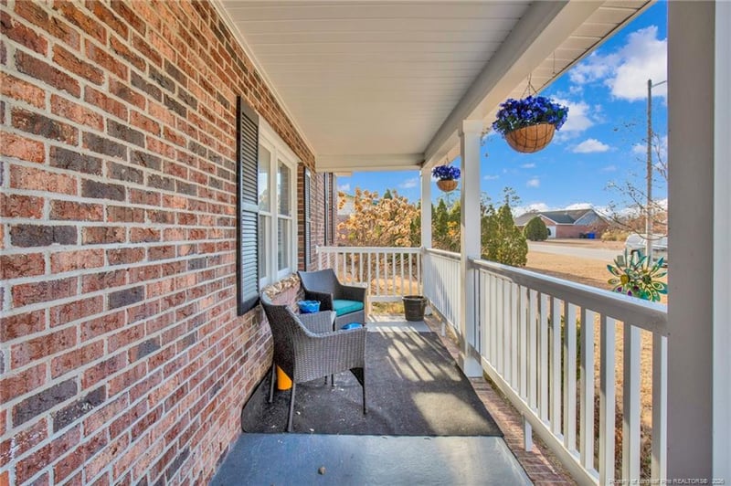 6874 Pin Oak Ln, Fayetteville, NC 28314