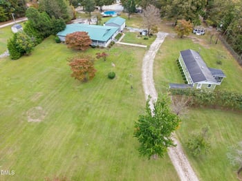 688 John Lee Rd, Dunn, NC 28334