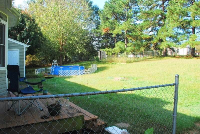 688 Lake Glad Rd, Wendell, NC 27591