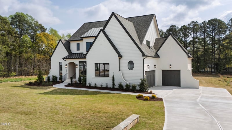 688 Lynch Rd, Selma, NC 27576