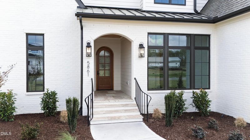 688 Lynch Rd, Selma, NC 27576