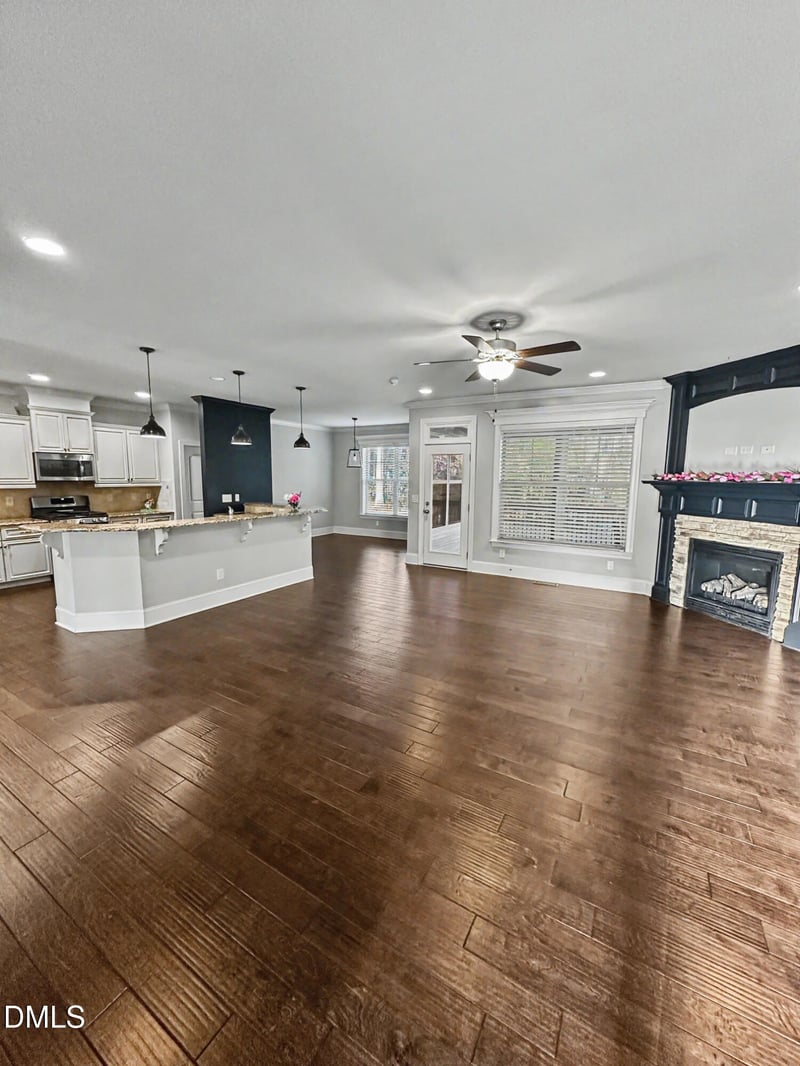 688 Willard Dr, Creedmoor, NC 27522