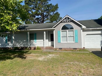 6887 Baystone Rd, Fayetteville, NC 28314