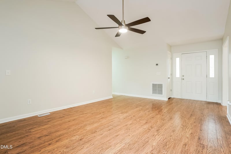 689 Benton St, Angier, NC 27501