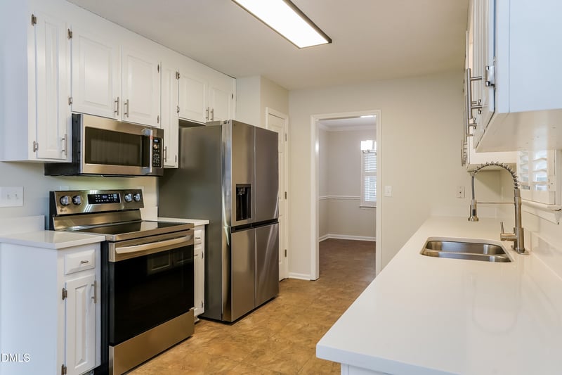 689 Benton St, Angier, NC 27501